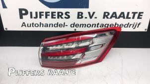 Gebruikte Achterlicht rechts Ford S-Max (WPC) 2.0 TDCi 210 16V Prijs € 361,79 Inclusief btw aangeboden door Pijffers B.V. Raalte
