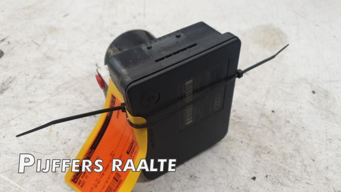Gebruikte ABS Pomp Audi TT (8N3) 3.2 V6 24V Quattro Prijs € 90,75 Inclusief btw aangeboden door Pijffers B.V. Raalte