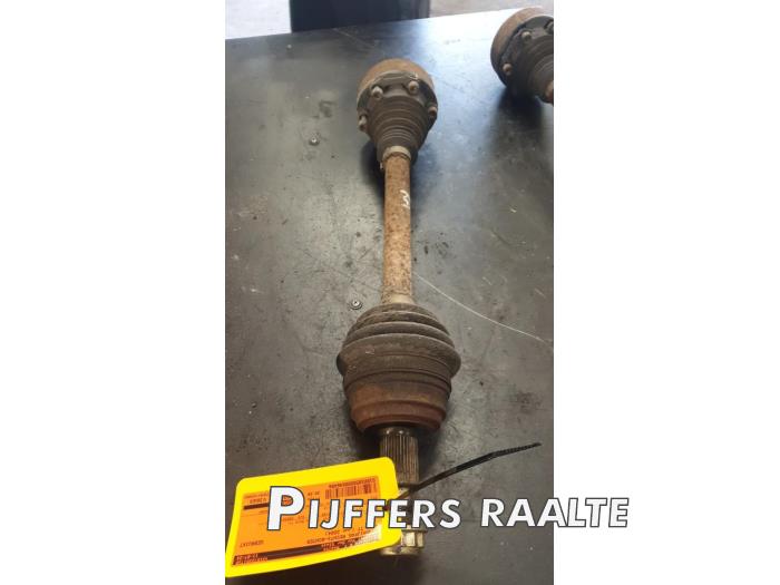 Gebruikte Aandrijfas rechts-achter Audi TT (8N3) 3.2 V6 24V Quattro Prijs € 24,20 Inclusief btw aangeboden door Pijffers B.V. Raalte