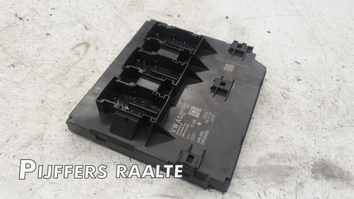 Gebruikte Bodycontrol Module Volkswagen Touran (1T3) 2.0 TDI 16V 140 Prijs € 90,75 Inclusief btw aangeboden door Pijffers B.V. Raalte