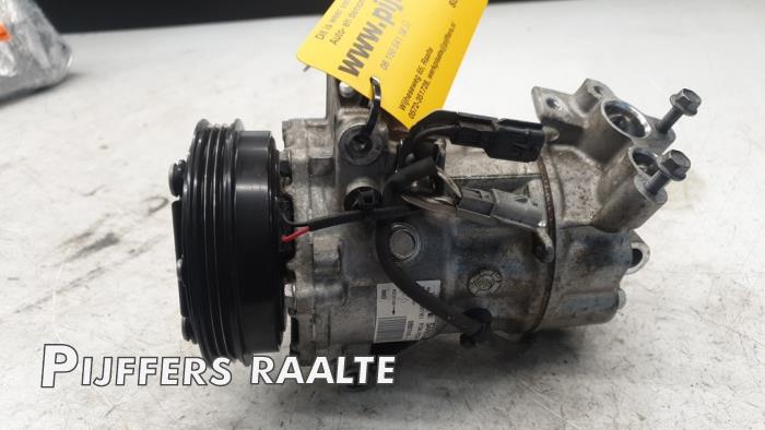 Gebruikte Aircopomp Renault Clio V (RJAB) 1.0 SCe 65 12V Prijs € 242,00 Inclusief btw aangeboden door Pijffers B.V. Raalte