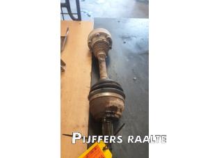 Gebruikte Homokineetas rechts-voor Volkswagen Amarok 2.0 BiTDI 16V 180 Prijs € 181,50 Inclusief btw aangeboden door Pijffers B.V. Raalte