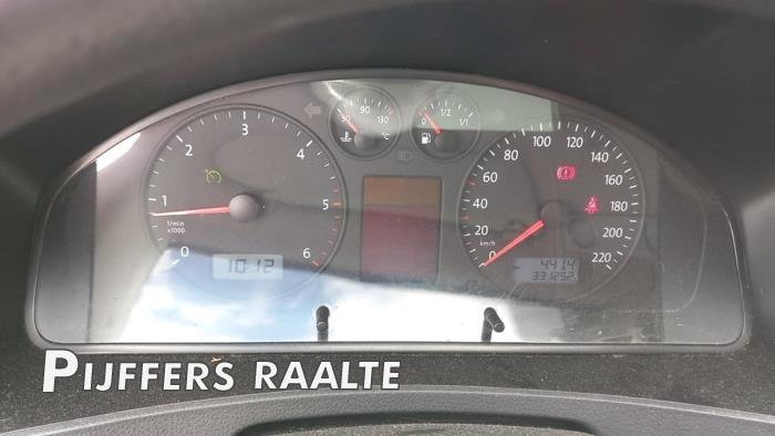 Gebruikte Computer Motormanagement Volkswagen Multivan T5 (7E/7HC/7HF/7HM) 2.5 TDi Prijs € 242,00 Inclusief btw aangeboden door Pijffers B.V. Raalte