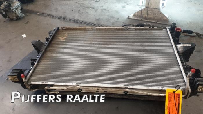 Gebruikte Radiateur Volkswagen Transporter T5 1.9 TDi Prijs € 90,75 Inclusief btw aangeboden door Pijffers B.V. Raalte