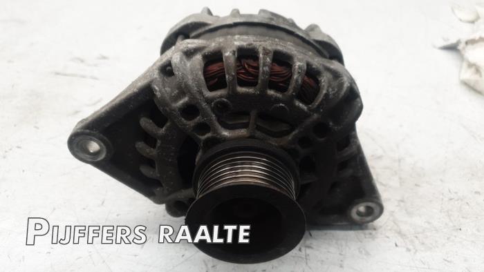 Gebruikte Dynamo Iveco New Daily V 29L13V, 35C13V, 35S13V, 40C13V, 40S13V Prijs € 60,50 Inclusief btw aangeboden door Pijffers B.V. Raalte