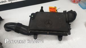Gebruikte Luchtfilterhuis Mercedes Vito (447.6) 1.6 111 CDI 16V Prijs € 60,50 Inclusief btw aangeboden door Pijffers B.V. Raalte