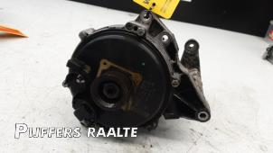 Gebruikte Alternator BMW 7 serie (E65/E66/E67) 735i,Li 3.6 V8 32V Prijs € 200,00 Margeregeling aangeboden door Pijffers B.V. Raalte
