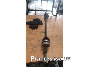 Gebruikte Steekas rechts-achter Nissan X-Trail (T32) 2.0 dCi 150 All Mode Prijs € 75,00 Margeregeling aangeboden door Pijffers B.V. Raalte