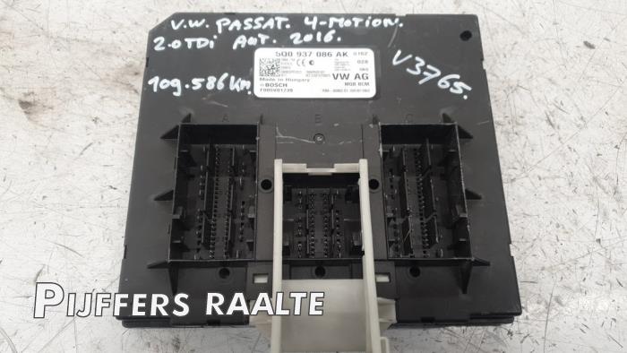 Gebruikte Module Bodycontrol Volkswagen Passat (3G2) 2.0 TDI BiTurbo 16V 4Motion Prijs € 50,00 Inclusief btw aangeboden door Pijffers B.V. Raalte