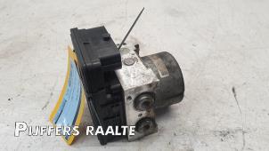 Gebruikte ABS Pomp Opel Vivaro 1.6 CDTI 90 Prijs € 181,50 Inclusief btw aangeboden door Pijffers B.V. Raalte