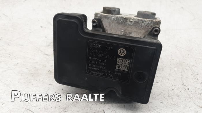 Gebruikte ABS Pomp Volkswagen Transporter T5 2.5 TDi Prijs € 544,50 Inclusief btw aangeboden door Pijffers B.V. Raalte