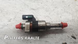 Gebruikte Injector (benzine injectie) Opel Astra K 1.4 Turbo 16V Prijs € 30,00 Margeregeling aangeboden door Pijffers B.V. Raalte