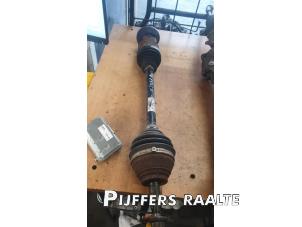 Gebruikte Steekas rechts-voor Volkswagen Tiguan (AD1) 2.0 TSI 16V 4Motion Prijs € 363,00 Inclusief btw aangeboden door Pijffers B.V. Raalte