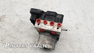 Gebruikte ABS Pomp Renault Master III (FV) 2.3 dCi 170 16V FWD Prijs € 242,00 Inclusief btw aangeboden door Pijffers B.V. Raalte