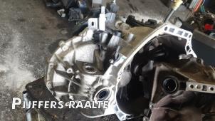 Gebruikte Versnellingsbak Opel Vivaro 1.6 CDTI 95 Euro 6 Prijs € 845,79 Inclusief btw aangeboden door Pijffers B.V. Raalte