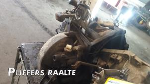 Gebruikte Versnellingsbak Peugeot Boxer (244) 2.8 HDi 127 Prijs € 749,99 Inclusief btw aangeboden door Pijffers B.V. Raalte