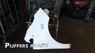 Gebruikte Spatbord rechts-voor Ford Transit Courier 1.5 EcoBlue Prijs € 145,20 Inclusief btw aangeboden door Pijffers B.V. Raalte