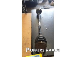 Gebruikte Aandrijfas rechts-voor Volkswagen Polo V (6R) 1.4 TDI DPF BlueMotion technology Prijs € 36,30 Inclusief btw aangeboden door Pijffers B.V. Raalte