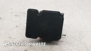 Gebruikte ABS Pomp Renault Clio IV Estate/Grandtour (7R) 0.9 Energy TCE 90 12V Prijs € 90,75 Inclusief btw aangeboden door Pijffers B.V. Raalte