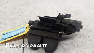 Gebruikte Achterklep Slotmechaniek Seat Alhambra (7N) 1.4 TSI 16V Prijs € 181,50 Inclusief btw aangeboden door Pijffers B.V. Raalte