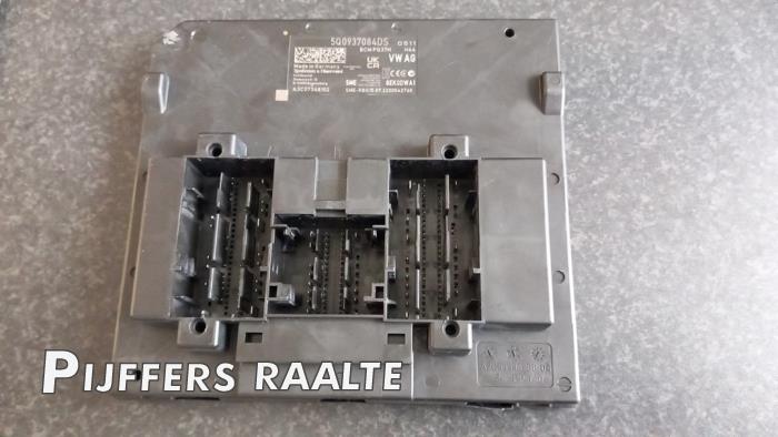 Gebruikte Computer Body Control Volkswagen Crafter (SY) 2.0 TDI FWD Prijs € 180,29 Inclusief btw aangeboden door Pijffers B.V. Raalte