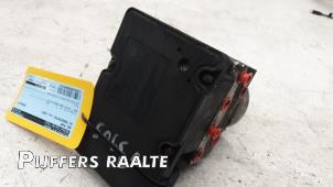 Gebruikte ABS Pomp Volkswagen Transporter T5 2.5 TDi Prijs € 302,50 Inclusief btw aangeboden door Pijffers B.V. Raalte