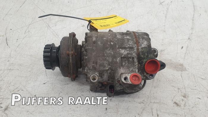 Gebruikte Aircopomp Volkswagen Transporter T5 2.5 TDi Prijs € 100,00 Margeregeling aangeboden door Pijffers B.V. Raalte
