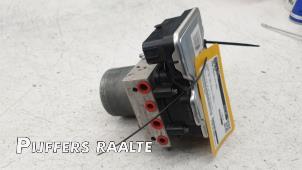 Gebruikte ABS Pomp Ford Transit 2.0 TDCi 16V Eco Blue 130 RWD Prijs € 479,16 Inclusief btw aangeboden door Pijffers B.V. Raalte