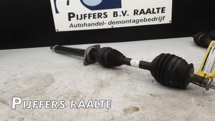 Gebruikte Steekas links-voor Mercedes A-Klasse AMG (W176) 2.0 A-45 AMG Turbo 16V 4-Matic Prijs € 181,50 Inclusief btw aangeboden door Pijffers B.V. Raalte