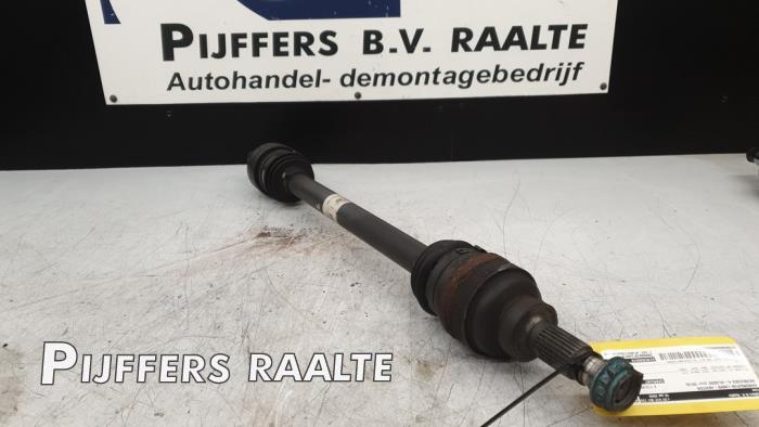 Gebruikte Aandrijfas links-achter Mercedes A-Klasse AMG (W176) 2.0 A-45 AMG Turbo 16V 4-Matic Prijs € 145,14 Inclusief btw aangeboden door Pijffers B.V. Raalte
