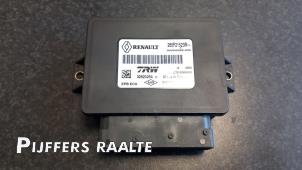 Gebruikte Handrem Computer Renault Grand Scénic III (JZ) 1.5 dCi 110 Prijs € 60,50 Inclusief btw aangeboden door Pijffers B.V. Raalte