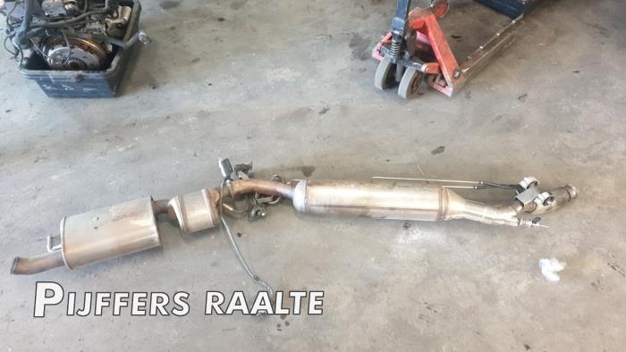 Gebruikte Roetfilter Opel Vivaro 2.0 Diesel 145 Prijs € 484,00 Inclusief btw aangeboden door Pijffers B.V. Raalte