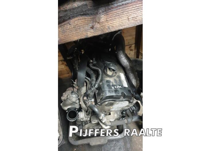 Gebruikte Motor Volkswagen Transporter T5 2.5 TDi Prijs € 2.722,50 Inclusief btw aangeboden door Pijffers B.V. Raalte