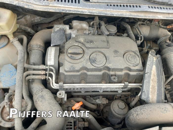 Gebruikte Motor Volkswagen Caddy III (2KA,2KH,2CA,2CH) 1.9 TDI Prijs € 1.149,50 Inclusief btw aangeboden door Pijffers B.V. Raalte