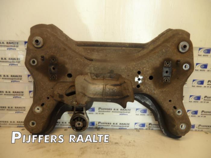 Gebruikte Subframe Nissan Primastar 1.9 dCi 80 Prijs € 125,00 Margeregeling aangeboden door Pijffers B.V. Raalte