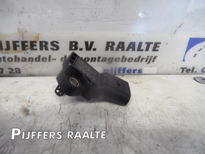 Gebruikte Map Sensor (inlaatspruitstuk) Volkswagen Polo V (6R) 1.2 TSI 16V BlueMotion Technology Prijs € 15,00 Margeregeling aangeboden door Pijffers B.V. Raalte