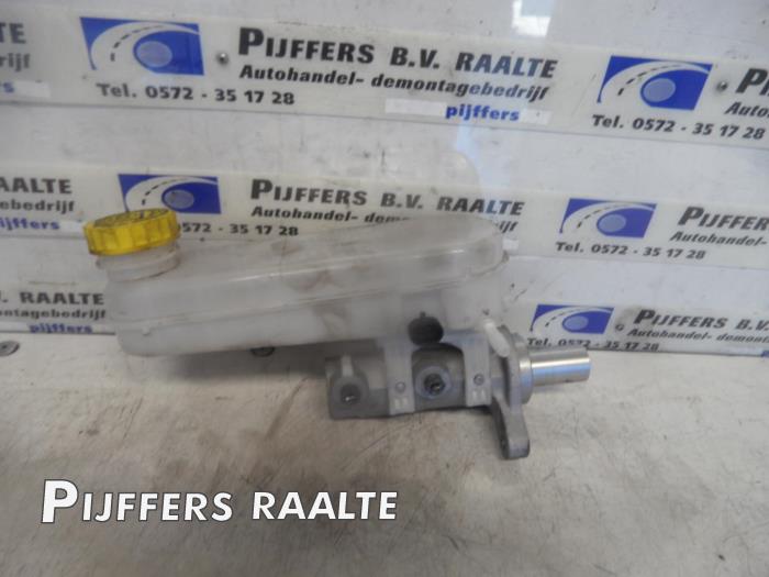 Gebruikte Hoofdremcilinder Fiat Ducato (250) Prijs € 50,00 Margeregeling aangeboden door Pijffers B.V. Raalte