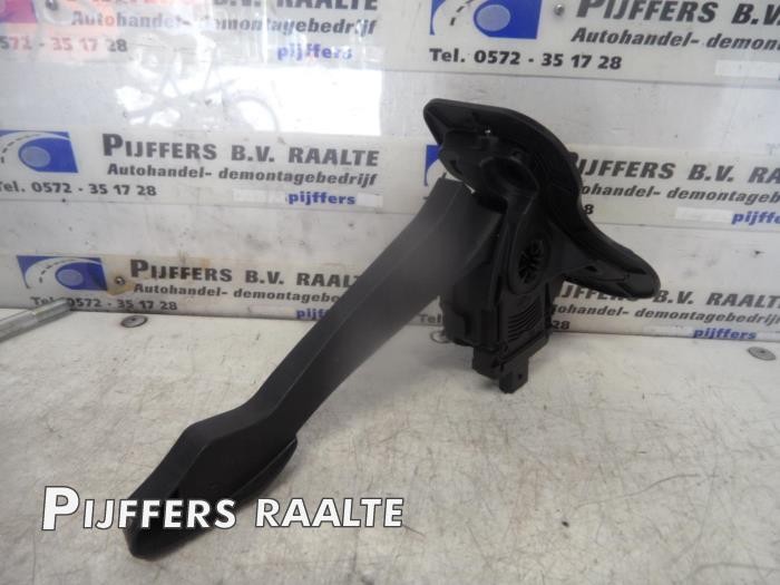 Gaspedaalpositie Sensor van een Ford Tourneo Custom  2013