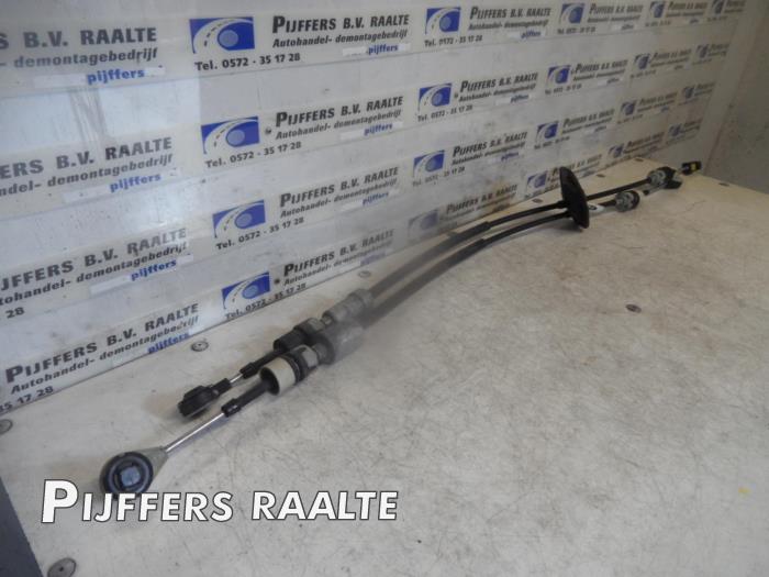 Gebruikte Schakelkabel Versnellingsbak Ford Tourneo Custom Prijs € 50,00 Margeregeling aangeboden door Pijffers B.V. Raalte