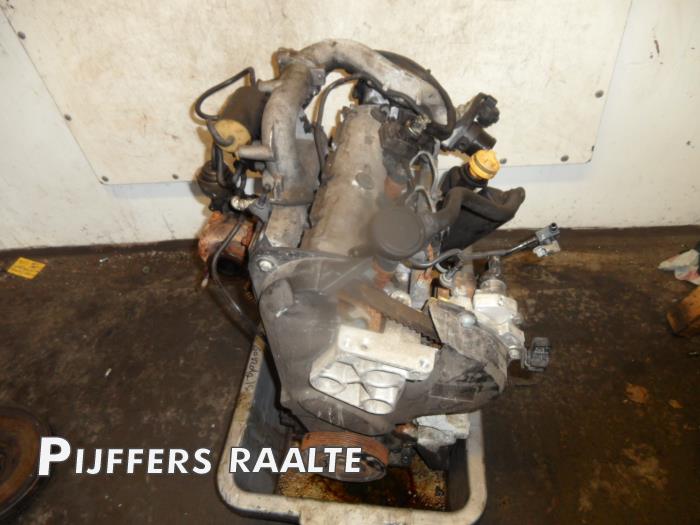 Gebruikte Motor Renault Megane II Grandtour (KM) 1.9 dCi 120 Prijs € 50,00 Margeregeling aangeboden door Pijffers B.V. Raalte