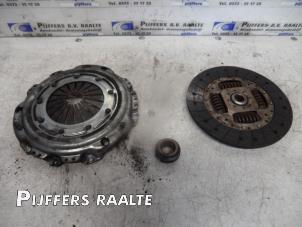 Gebruikte Koppelingsset (compleet) Peugeot 207/207+ (WA/WC/WM) 1.6 HDi 16V Prijs € 100,00 Margeregeling aangeboden door Pijffers B.V. Raalte