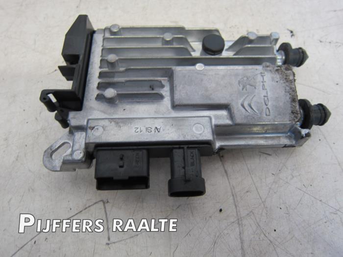 Gebruikte Start/Stop computer Peugeot 308 SW (L4/L9/LC/LJ/LR) 1.6 BlueHDi 115 Prijs € 50,00 Margeregeling aangeboden door Pijffers B.V. Raalte
