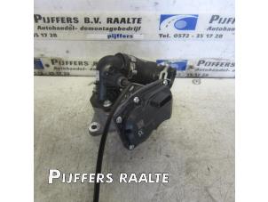 Gebruikte EGR Klep Renault Clio IV Estate/Grandtour (7R) 1.5 Energy dCi 90 FAP Prijs € 50,00 Margeregeling aangeboden door Pijffers B.V. Raalte