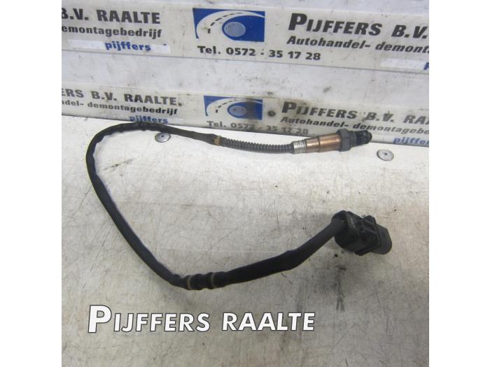 Gebruikte Lambda Sonde Volkswagen Transporter T5 1.9 TDi Prijs € 35,00 Margeregeling aangeboden door Pijffers B.V. Raalte