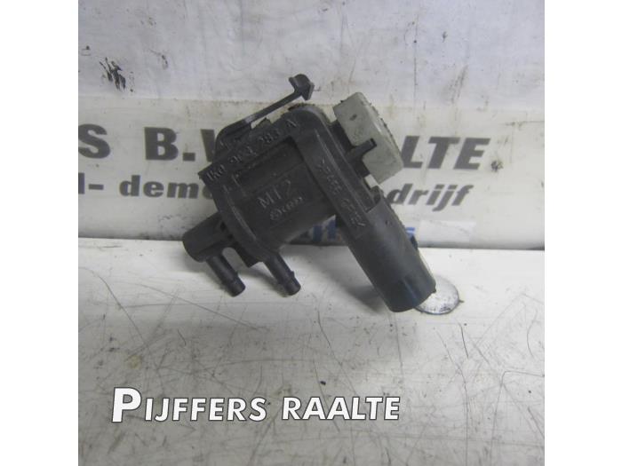 Gebruikte Turbodruk sensor Volkswagen Touran (1T1/T2) 1.9 TDI 105 Euro 3 Prijs € 25,00 Margeregeling aangeboden door Pijffers B.V. Raalte