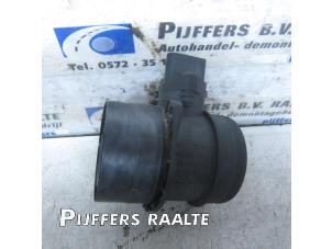 Gebruikte Luchtmassameter Volkswagen Transporter T5 2.5 TDi Prijs € 35,00 Margeregeling aangeboden door Pijffers B.V. Raalte