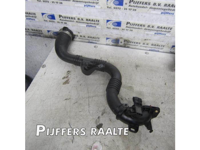 Gebruikte Map Sensor (inlaatspruitstuk) Renault Kadjar (RFEH) 1.2 Energy TCE 130 Prijs € 45,00 Margeregeling aangeboden door Pijffers B.V. Raalte