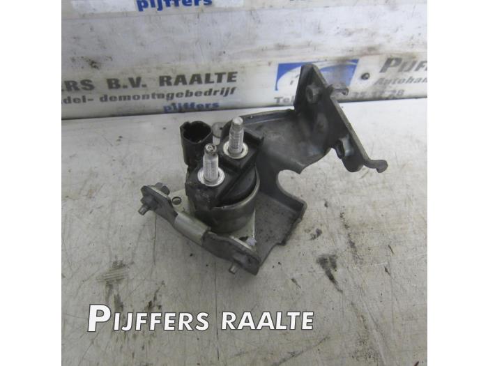 Gebruikte Start/stop condensator Renault Kadjar (RFEH) 1.2 Energy TCE 130 Prijs € 50,00 Margeregeling aangeboden door Pijffers B.V. Raalte