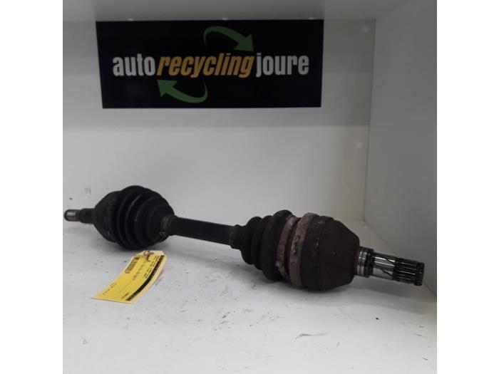 Gebruikte Steekas links-voor Opel Astra H SW (L35) 1.3 CDTI 16V Ecotec Prijs € 24,99 Margeregeling aangeboden door Autorecycling Joure B.V.
