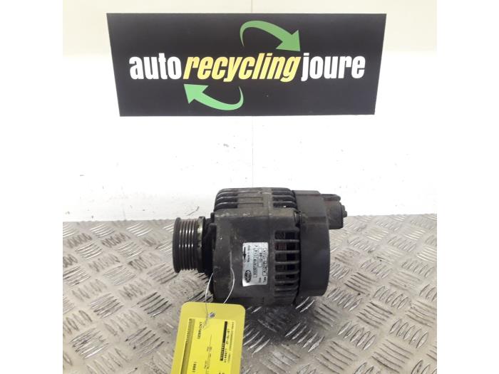 Gebruikte Dynamo Alfa Romeo 146 (930B) 1.9 JTD Prijs € 15,00 Margeregeling aangeboden door Autorecycling Joure B.V.